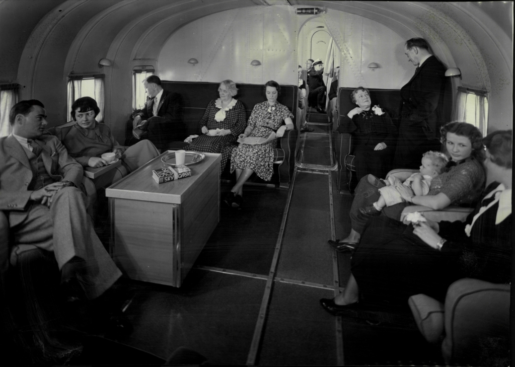 1936 M130 main lounge with pax